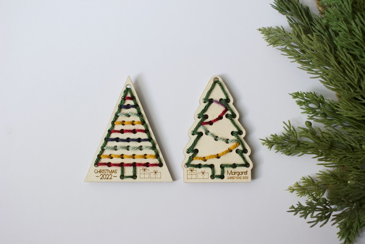 Christmas Tree Ornament Lacing Cards